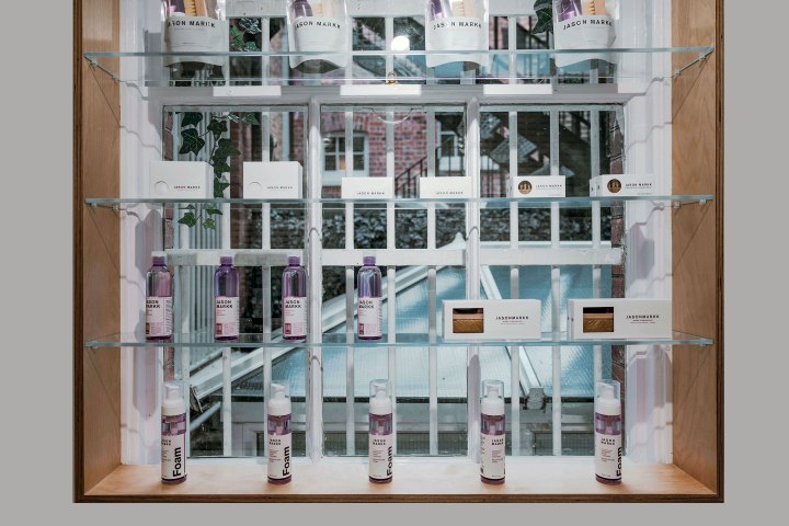 Nettoyer ses sneakers grâce aux kits Jason&nbsp;Markk.