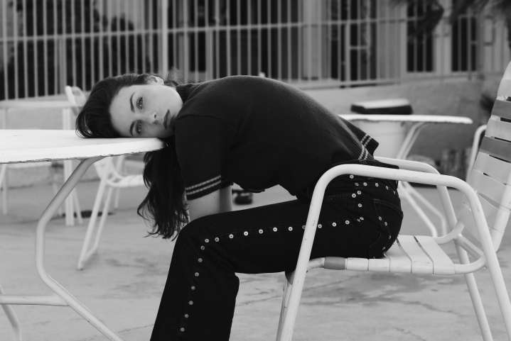 Adé dévoile le clip d&rsquo;Insomnies